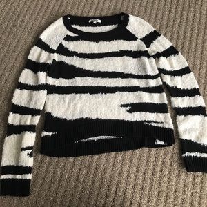 BB Dakota sweater